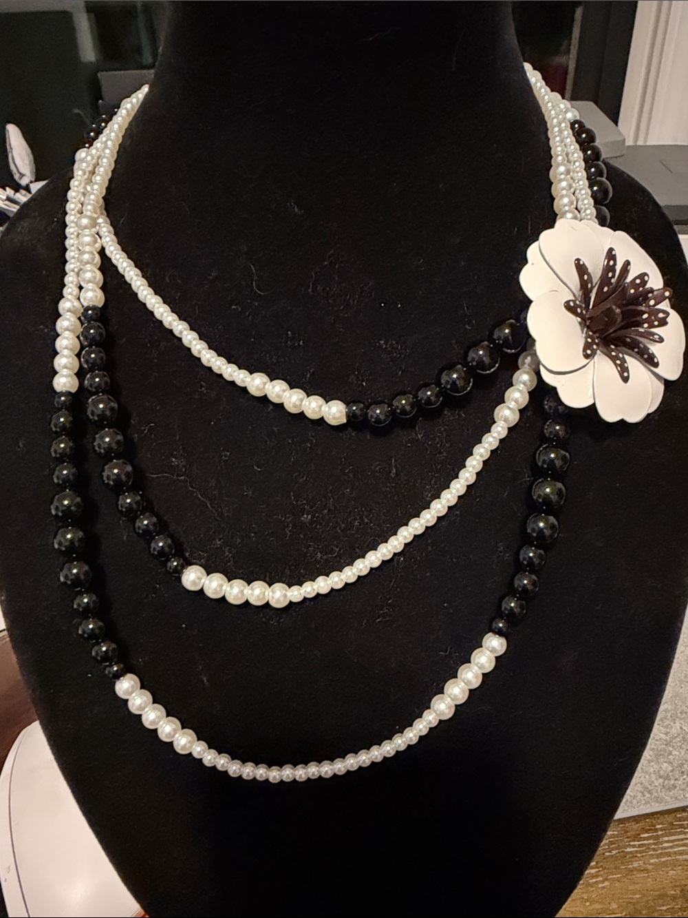 Classic Black & White Triple-Strand Pearl Necklace with Floral Accent Brooch